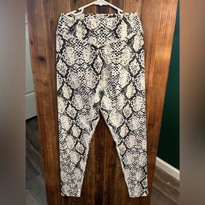 Two pairs of Vitality (formerly Balance) Kingdom collection Leggings, Size M & L